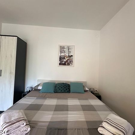 Studio Apartment Coce โตรกีร์ ภายนอก รูปภาพ
