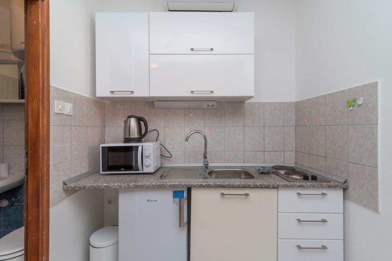 Studio Apartment Coce โตรกีร์ ภายนอก รูปภาพ
