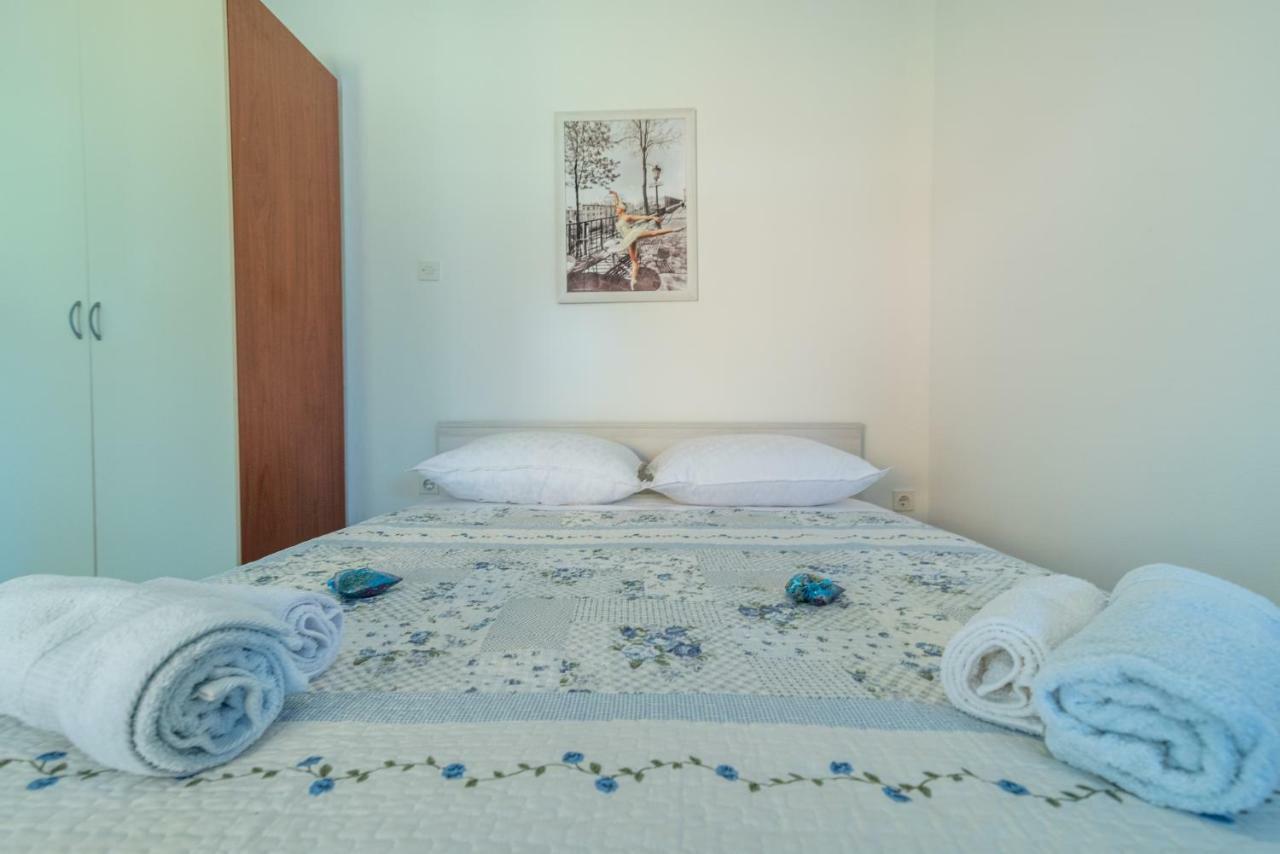 Studio Apartment Coce โตรกีร์ ภายนอก รูปภาพ